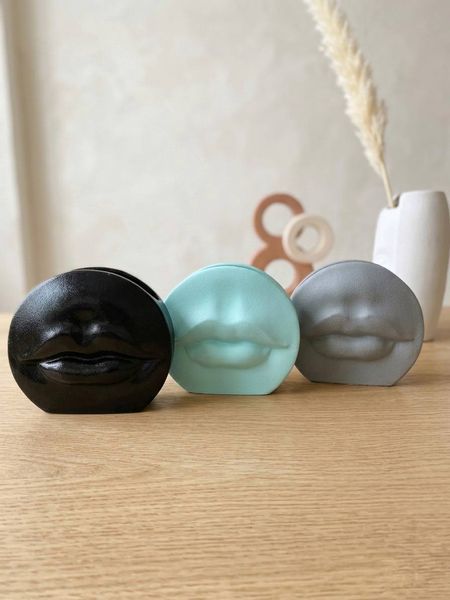 Декоративне кашпо та органайзер для косметики Lips Organizer р007 фото